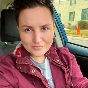 Meet your Posher, Amanda